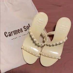 Carmen Sol Wedges